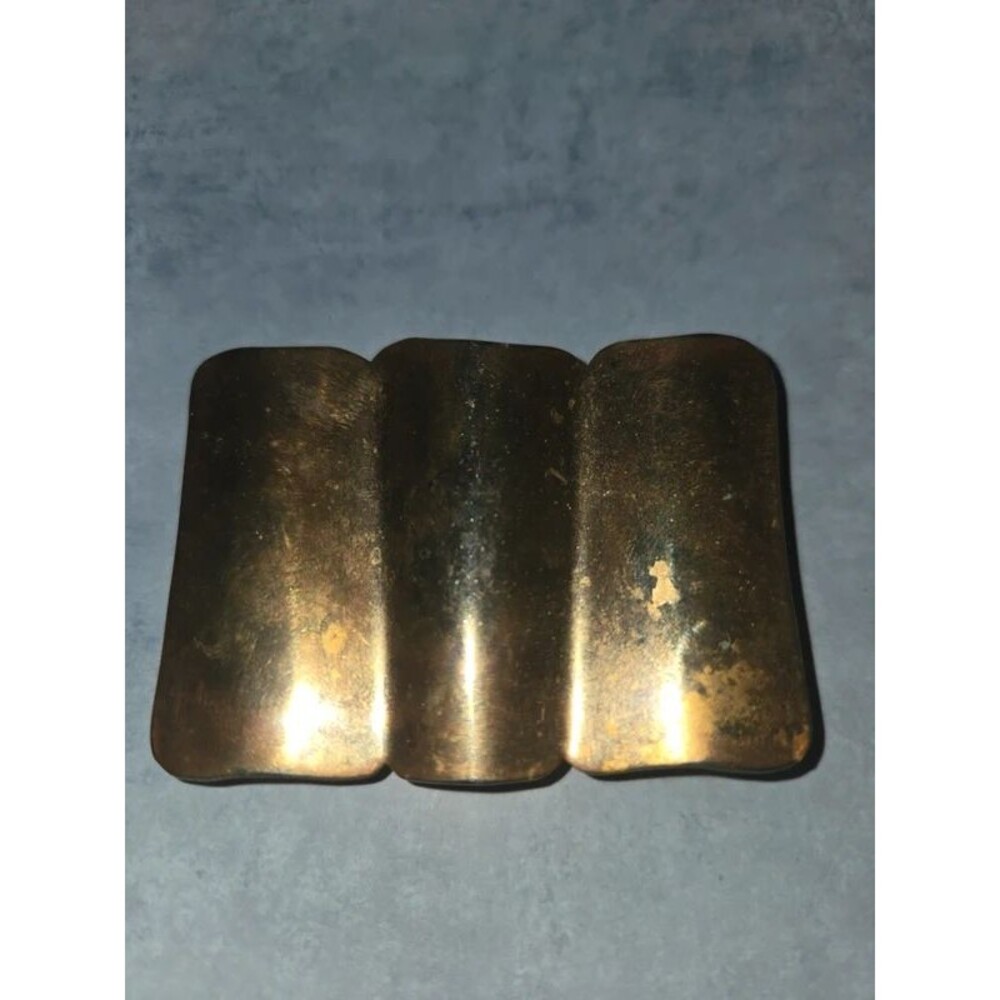 Vtg. 1980s Gold Tone Belt Buckle (O-14)